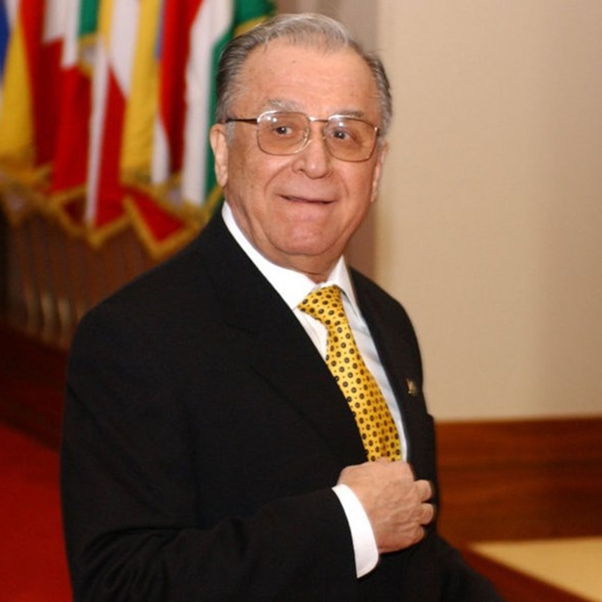Unde va fi înmormântat Ion Iliescu. Fostul președinte al României are locul de veci ales